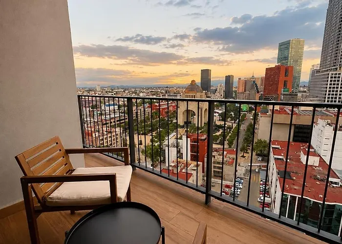 Luxury With Pool & Monument View Apartamento