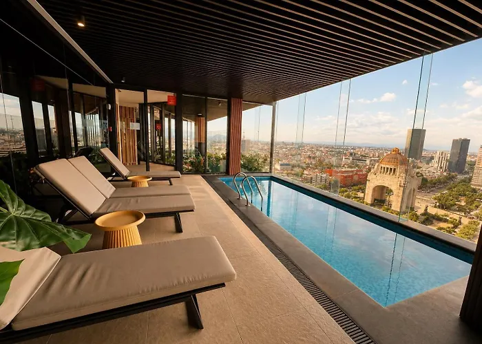 Luxury With Pool & Monument View